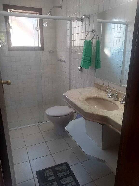 Maresias - Direkt am Strand - Cond. Geschlossener - beheizter Pool !!! in São Sebastião, Região Metropolitana do Vale do Paraíba e Litoral Norte