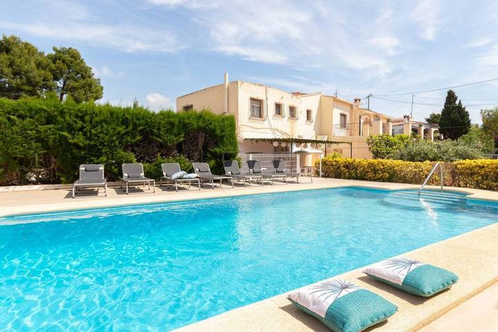 Villa mit pool für 14 Personen, mit Garten und Pool, mit Haustier in Calpe