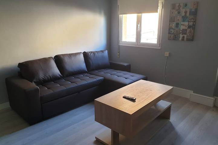 Appartement entier, Vut. 1963.As in Avilés, Côte Cantabrique