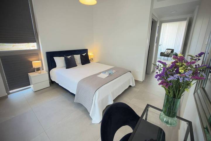 Appartement entier, Apartment/NearCasino\\Port/GolfClub/Tennis Academy\\Mall/&Football Stadium. in Limassol, Chypre du Sud