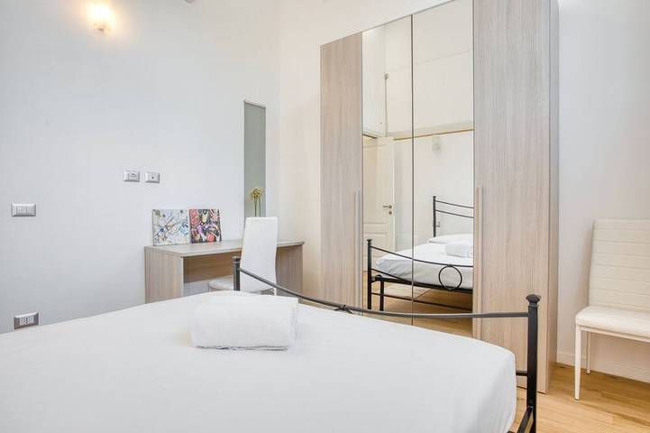 Appartamento intero, Walk to Navigli - 2 Bedrooms Apt in Milano, Provincia di Milano