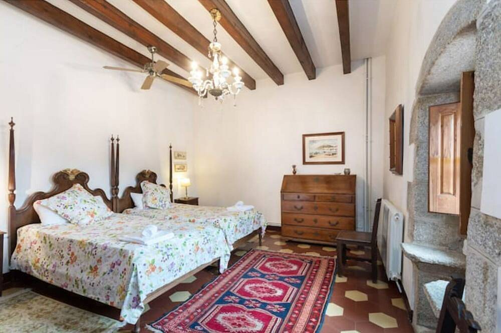 Beautiful Catalan Masía 12pax+40min Barcelona+pool in Arenys de Munt, Costa del Maresme