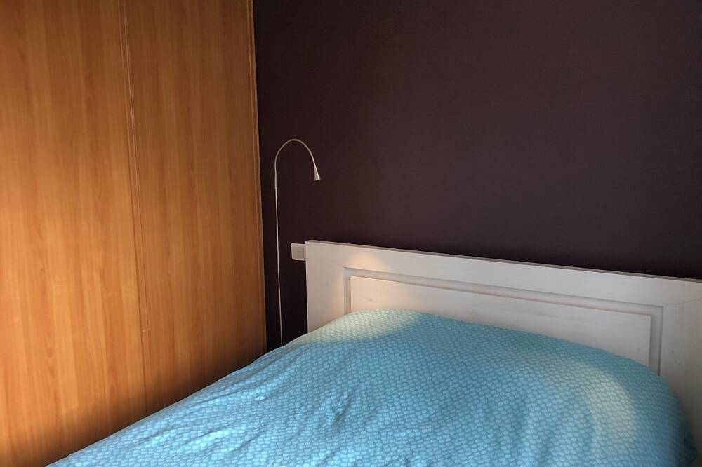 \"Cottage 2 to 4 people Swimming pool at 28 degrees all year round\" in Vouillé, Vienne