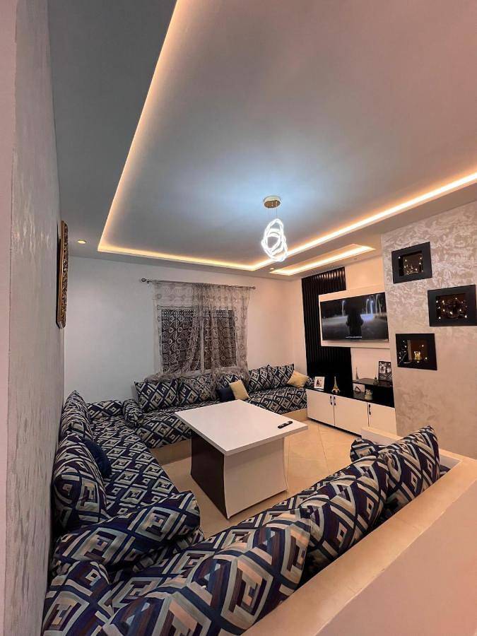 Gîte pour 6 personnes, avec balcon dans Oued Laou