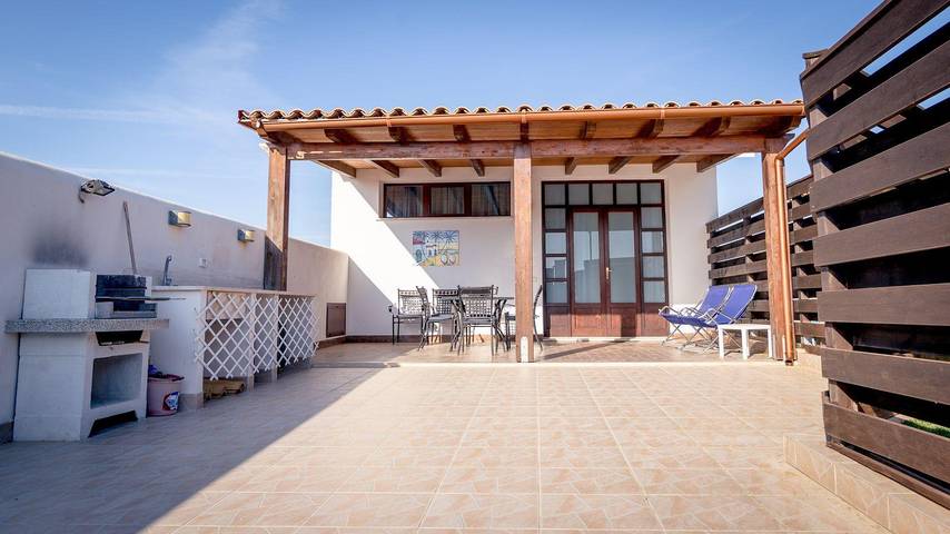 Cottage pour 4 personnes, avec terrasse, animaux acceptés à Tre Fontane