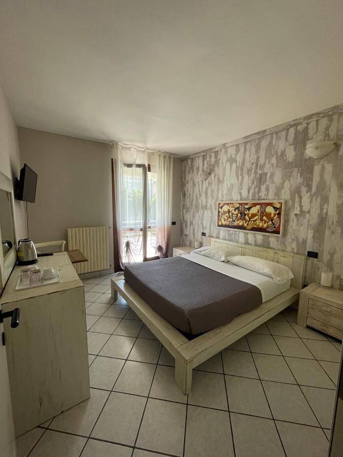 Chambre d’hôte pour 6 personnes, avec jardin et vue à Passirano - 2