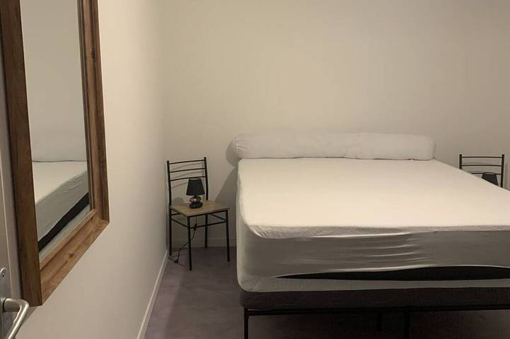 Gîte pour 4 personnes dans Saint-Georges-du-Rosay - 3