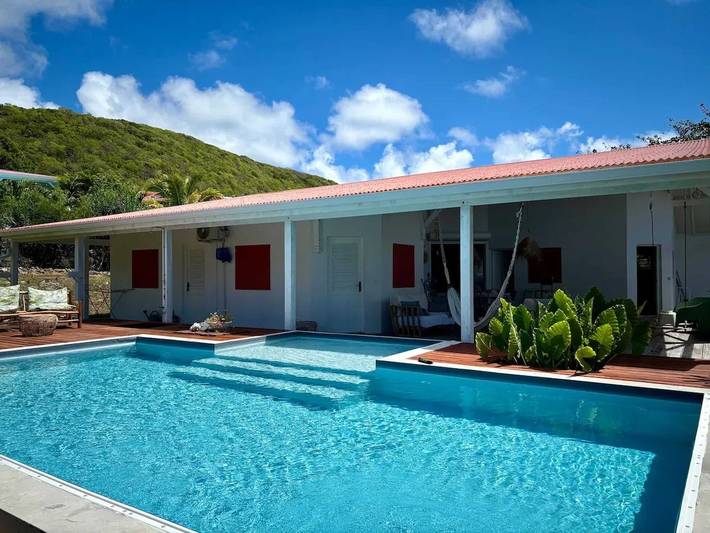 Cottage pour 3 personnes, avec piscine et terrasse à Capesterre-de-Marie-Galante