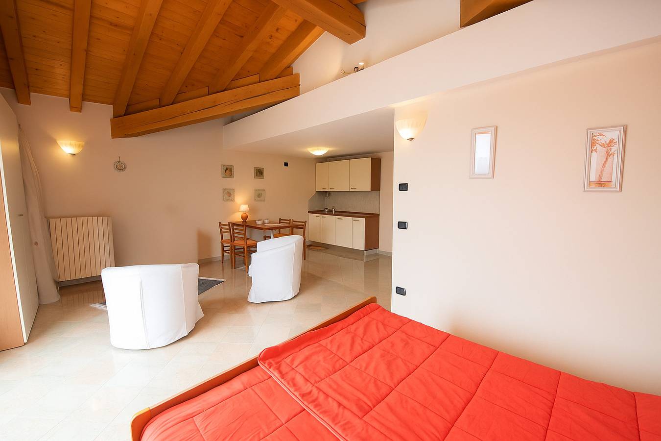 Appartement entier, Feeling House - Appartamento Magico Lago in Salò, Montagnes autour du lac de Garde