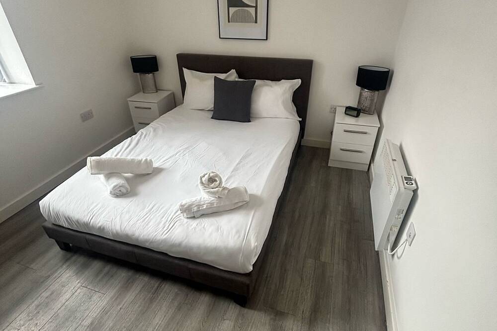Ganze Wohnung, Apartment-Eigenes Badezimmer-2-Bed in Wigan, Greater Manchester