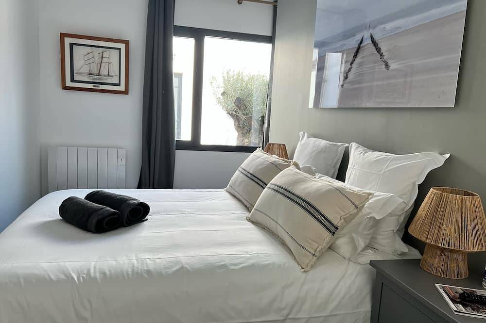 Villa Bord de mer - La Rochelle 8 /10 people - Swimming pool/Jacuzzi in Angoulins, La Rochelle und Umgebung