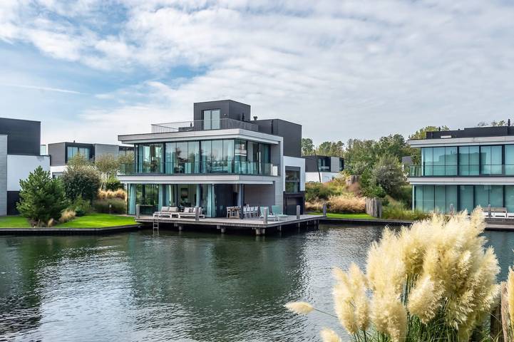 Ferienhaus für 6 Personen, mit Balkon/Terrasse und Terrasse - 1