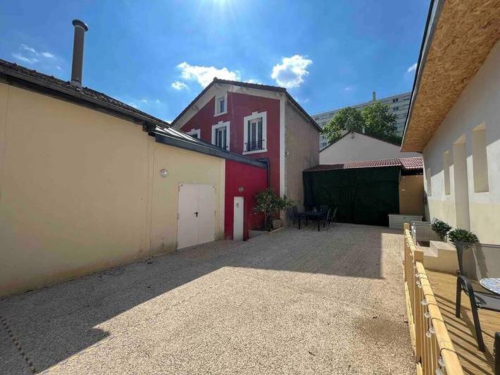 Villa pour 21 personnes, avec terrasse