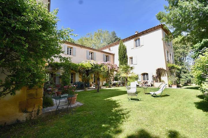 Maison de vacances pour 18 personnes, avec jacuzzi et jardin à Aix-en-Provence