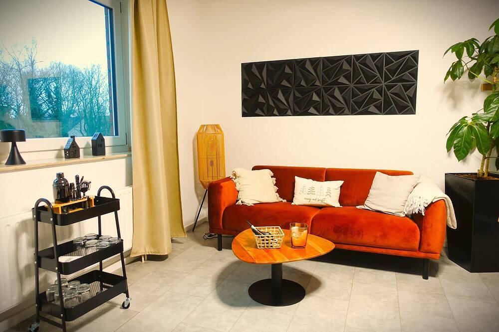 Ganze Wohnung, Neu sanierte Ferienwohnung in Duisburg Süd - Nähe Messe und Flughafen Düsseldorf in Duisburg, Ruhrgebiet