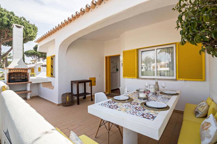 Ferienhaus für 4 Personen, mit Kinderpool und Garten in Quarteira - 2