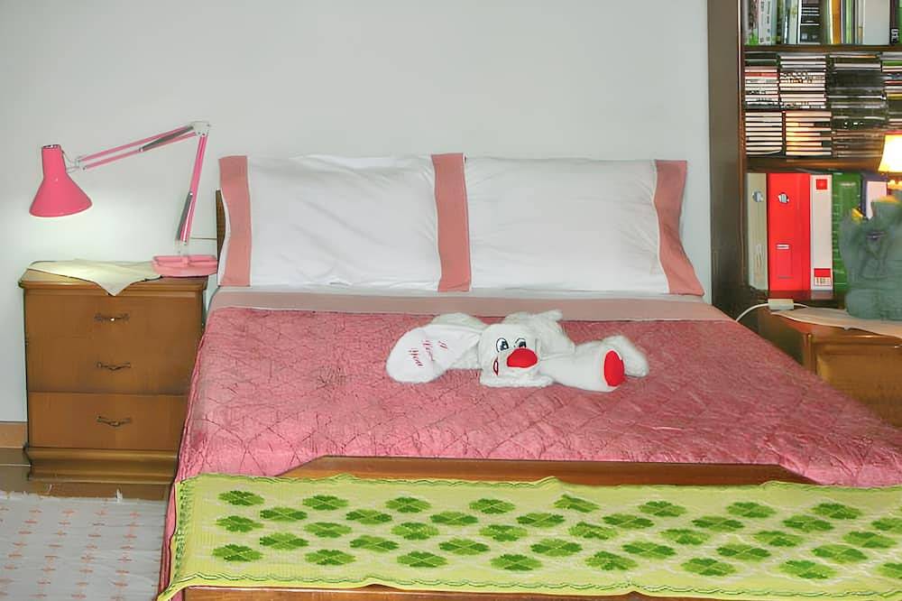 Homerez - Encantadora Villa en Pedraça con Piscina Compartida in Pedraça, Distrito de Braga