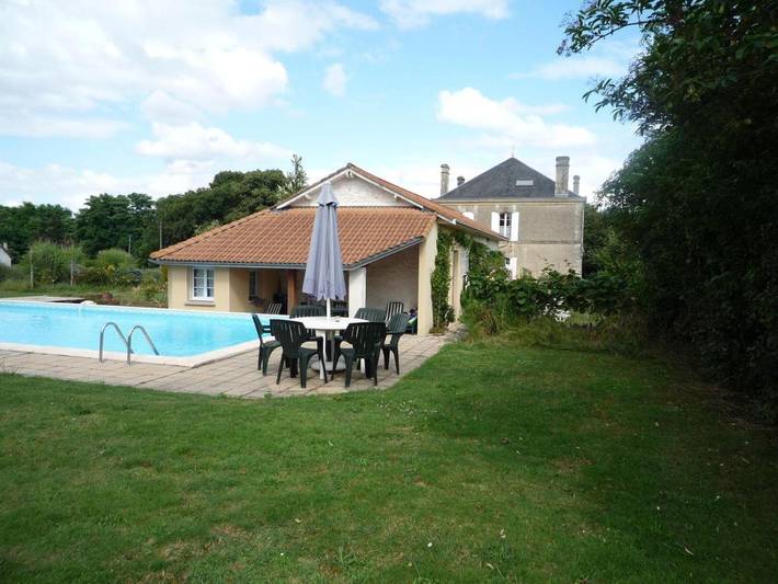 Maison de vacances pour 4 personnes, avec terrasse et piscine