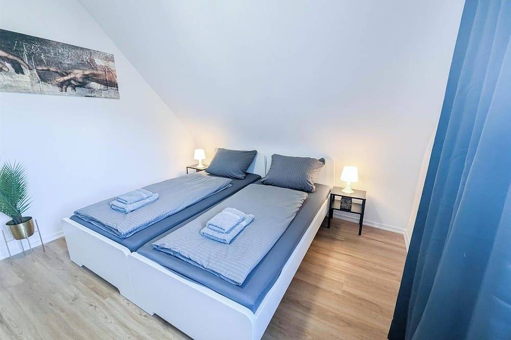 Ganze Wohnung, Alfa Stuttgart 3 Zimmer 6 Betten Apartment Wasen in Bad Cannstatt, Stuttgart