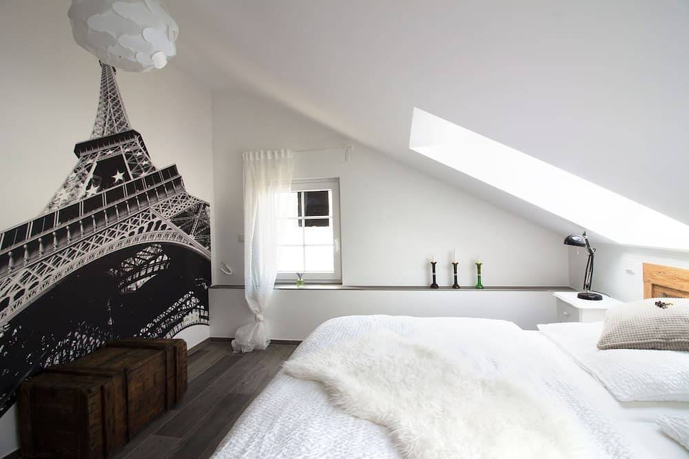 Zur alten Rebe - Neues Ferienhaus auf dem Weingut Permesang an der Saar in Konz, Landkreis Trier-Saarburg