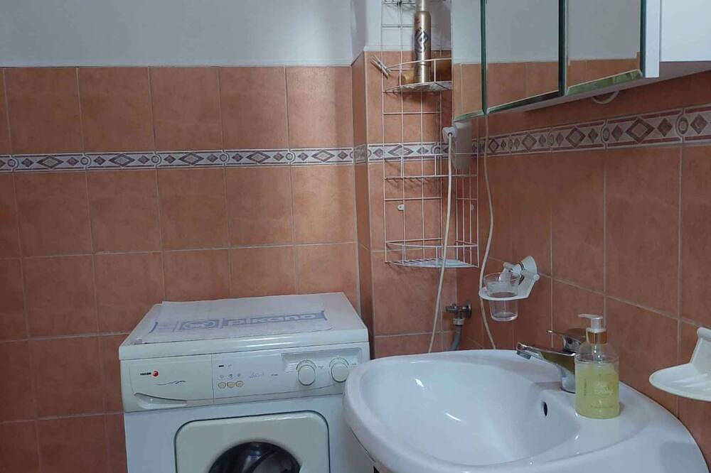 Ferienhaus für 6 Personen mit grossem Pool in Balatonszentgyörgy, Plattensee Südufer