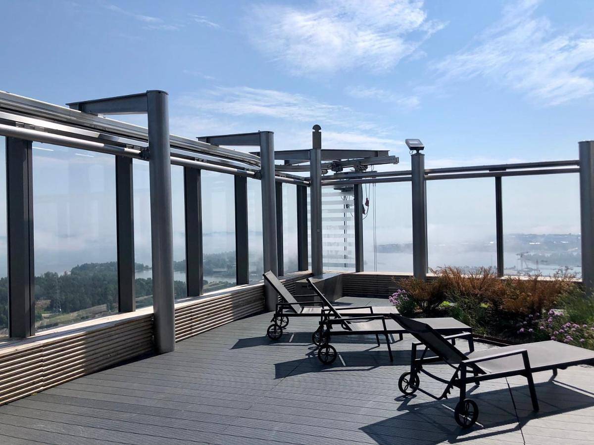 Ganze Wohnung, 100m2 Luxury Skyscraper Apartment with Amazing view over Helsinki in Helsinki, Uusimaa