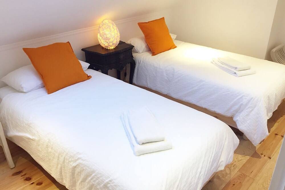 Entire apartment, Alfamasweethome 1 heart of Alfama in Santa Maria Maior, Costa de Lisboa