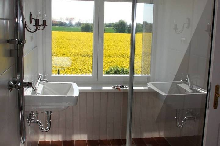 Ferienhaus für 6 Personen, mit Sauna und Garten in Neue Tiefe