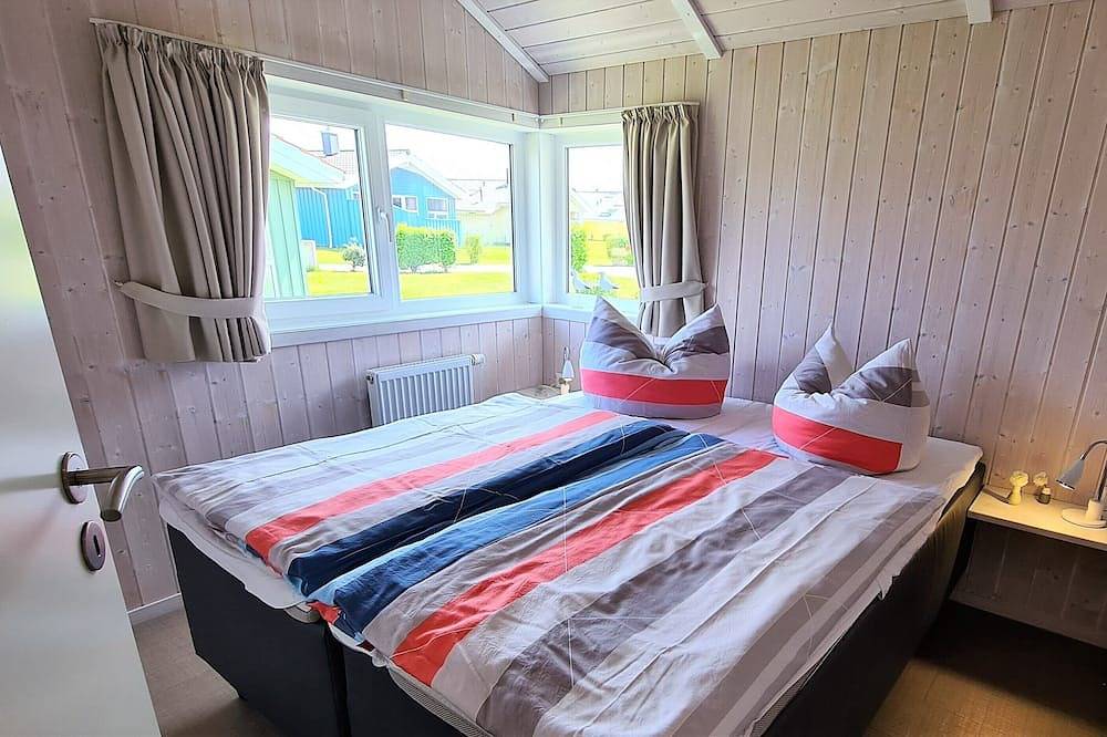 Komfortables, ebenerdiges Ferienhaus direkt an der Ostsee. Ca.200m zum Strand! in Schönhagen, Brodersby