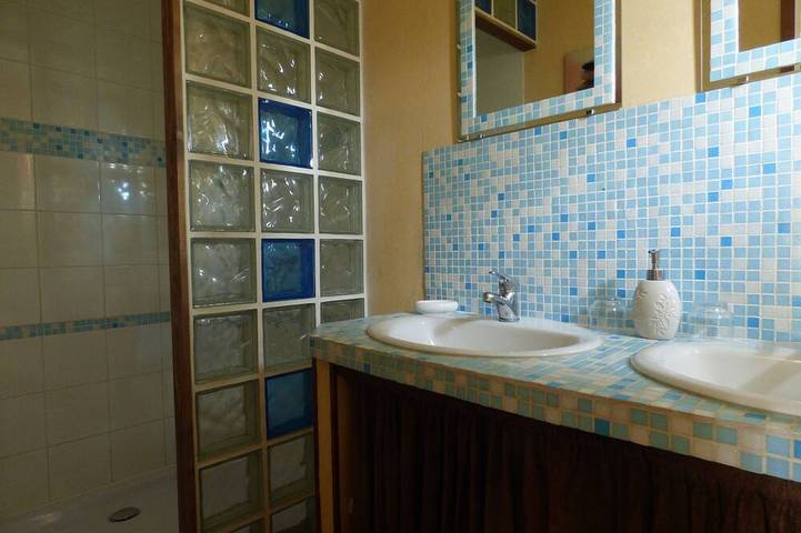 Chambre d’hôte pour 4 personnes, avec jardin