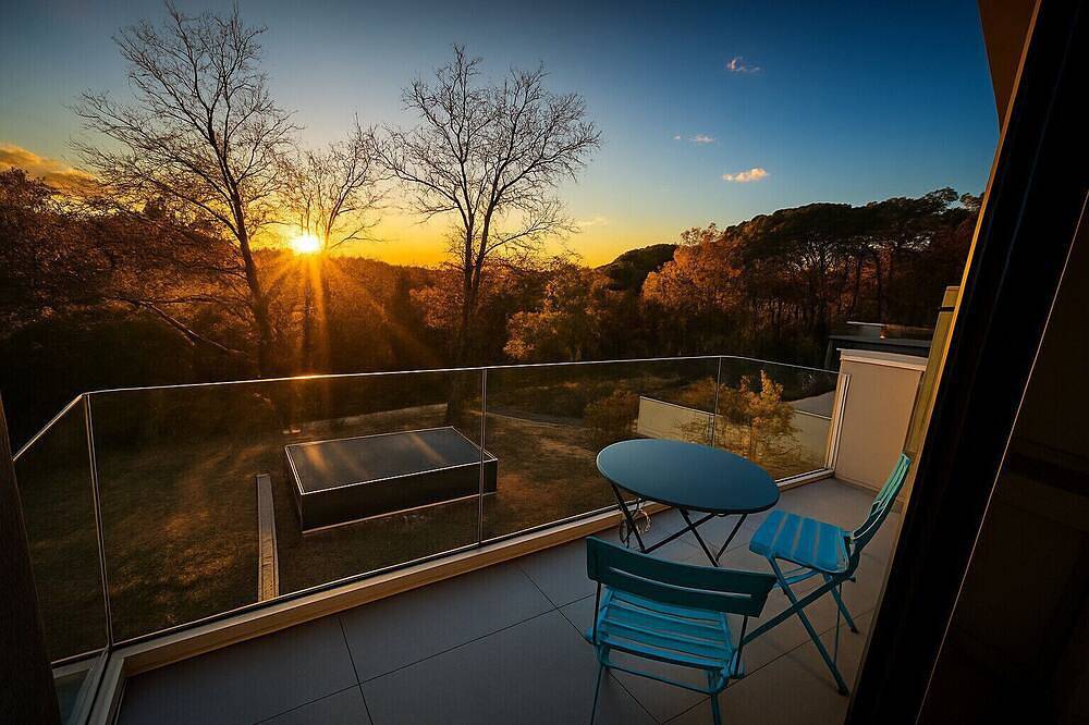 Near Arkea Arena for this room with an incredible view in Bouliac, Bordeaux region