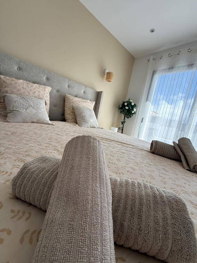 Location de vacances pour 11 personnes, avec jardin et piscine ainsi que terrasse et vue dans Golf Club (Carcassonne) - 4