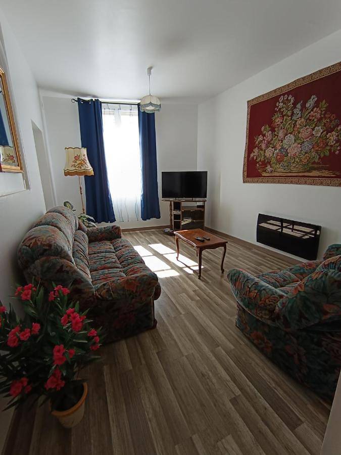 Location de vacances pour 6 personnes, adapté aux familles à Descartes - 3