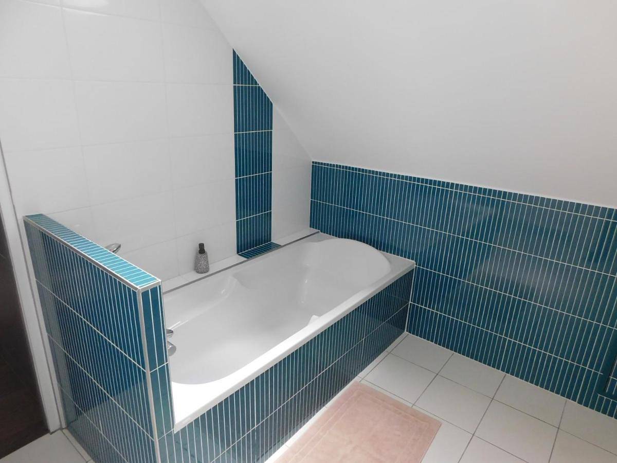 Three-Bedroom House in Chaumont-sur-Loire, Région de Blois