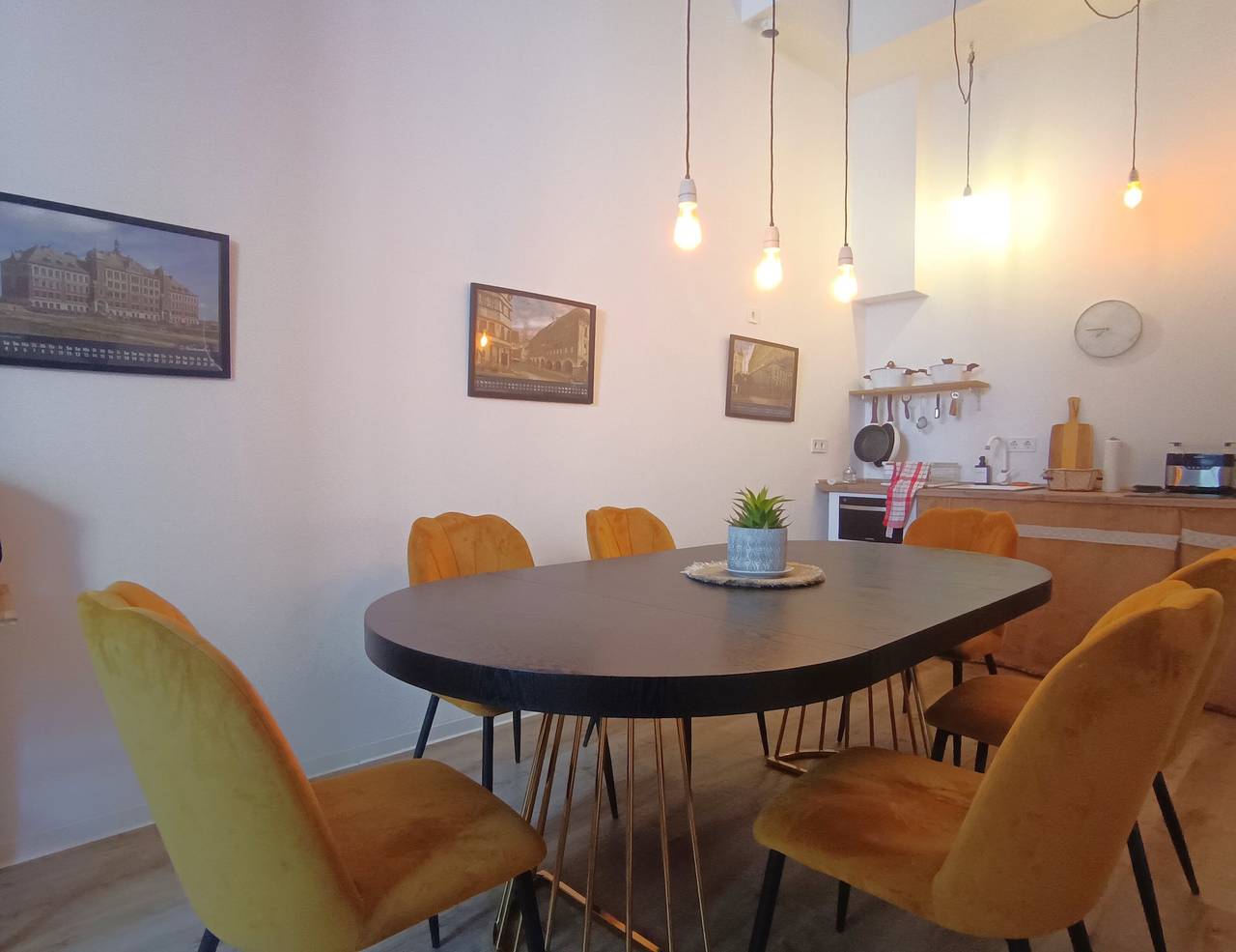 Ganze Wohnung, Ferienwohnung 'Charmantes Loft 1' mit Privatterrasse und Wi-Fi in Görlitz, Oberlausitz-Niederschlesien
