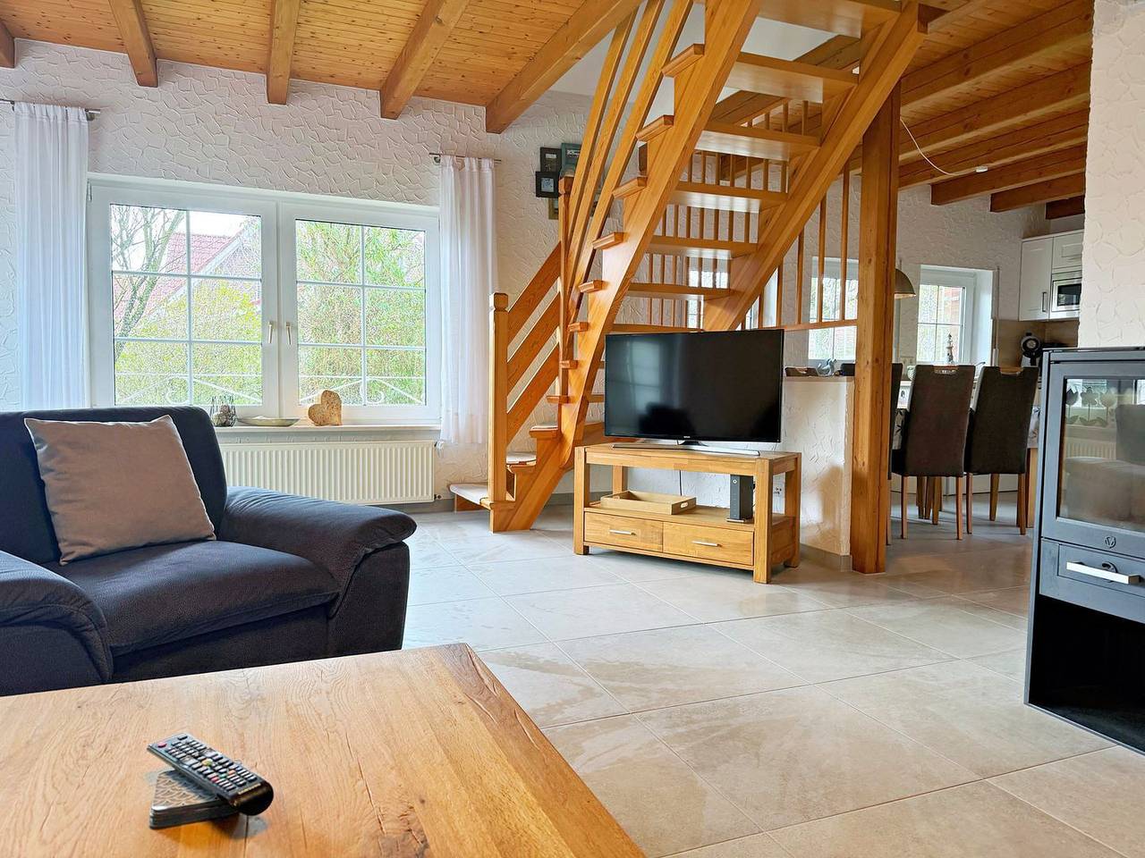 Heimathafen – Frei stehendes Ferienhaus in ruhiger und gepflegter Lage. in Norddeich, Norden und Umgebung