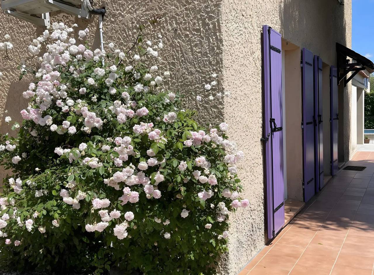 Gastenkamer 'Chambre D'hote' met gedeeld terras, tuin en airconditioning in Lorgues, Draguignan en omgeving