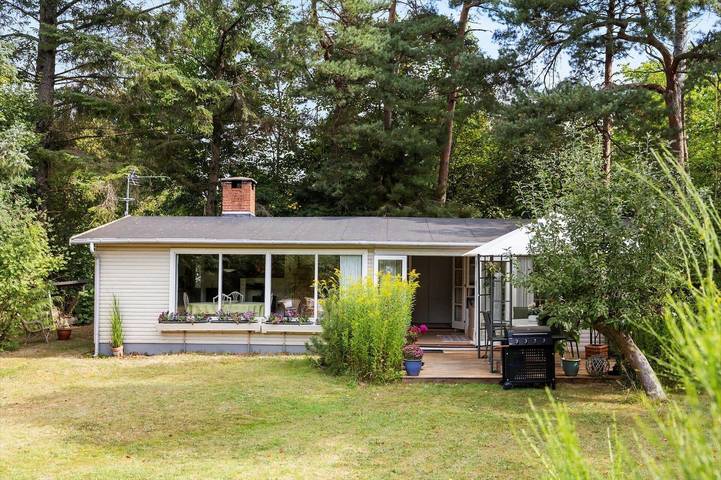 Ferienhaus für 4 Personen, mit Terrasse und Garten in Liseleje