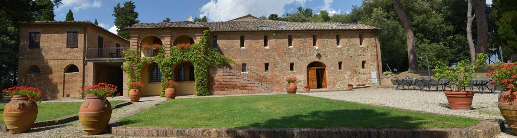 Villa pour 22 personnes, avec Jardin et Piscine à Monteroni d'Arbia