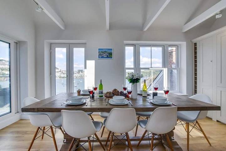 Cottage for 8 people in Polruan