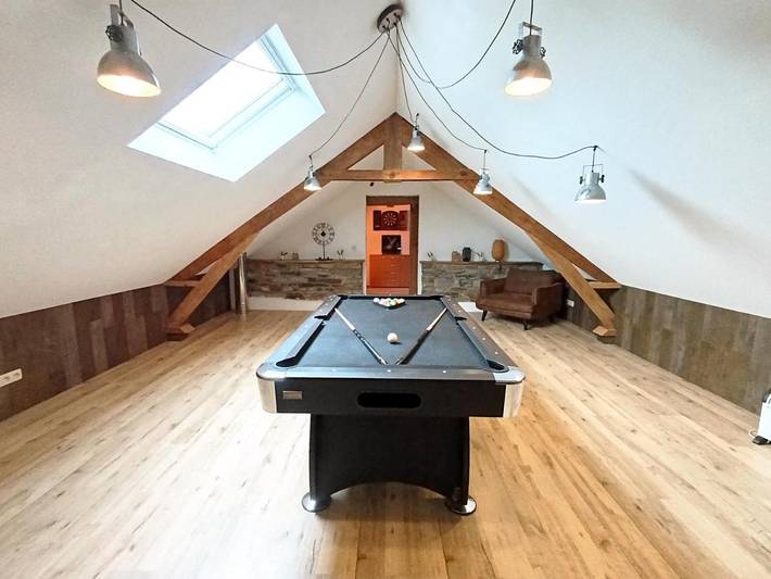 Location de vacances pour 14 personnes, avec jardin à Bertrix - 4