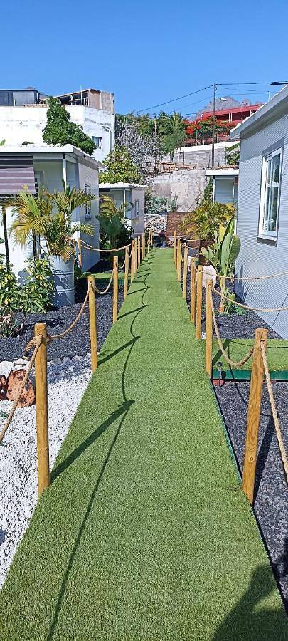 Camping für 2 Personen, mit Terrasse und Garten sowie Ausblick auf den Kanaren