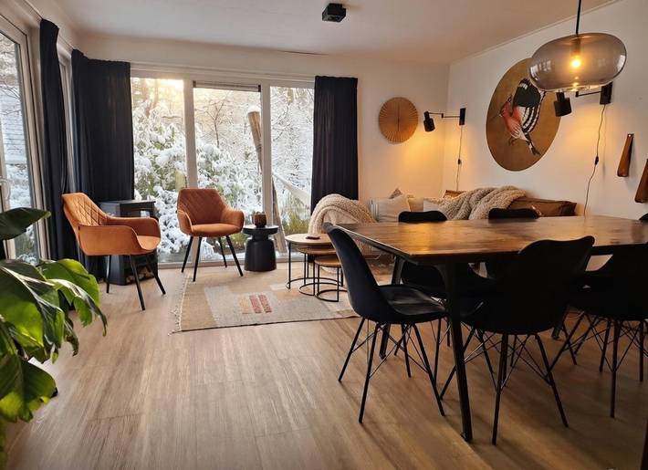 Charmantes Waldhaus für 6 Pers mit Kamin und umzäuntem Garten in Nunspeet in der Veluwe. in Nunspeet, Veluwe