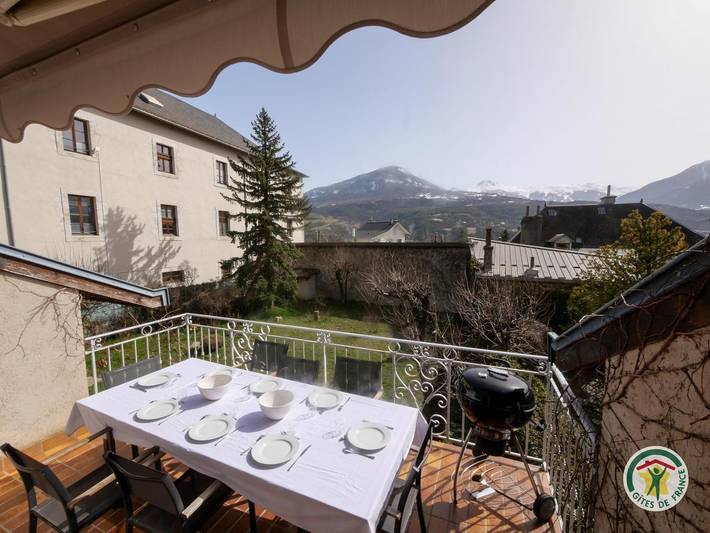 Gîte pour 6 personnes, avec Terrasse et Jardin à Embrun
