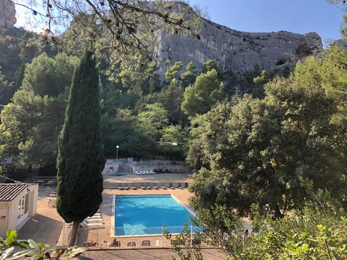 Camping pour 6 personnes, avec Jardin et Piscine