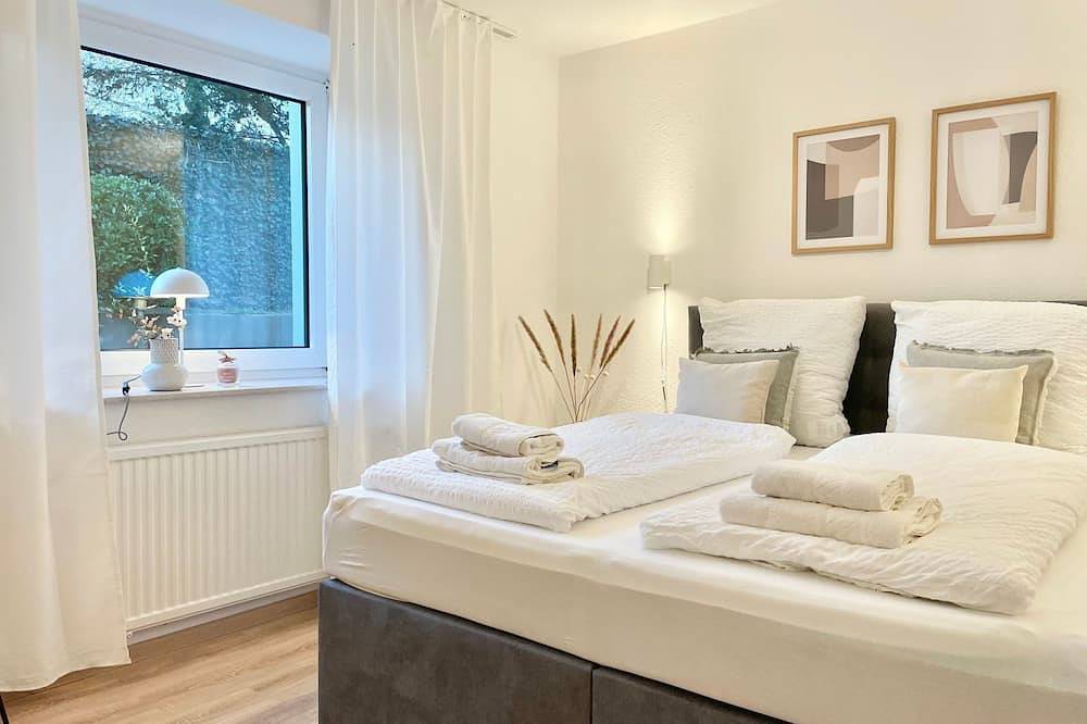 Ganze Wohnung, Stadt-Oase - Kliniken, Bali-T., Gop, Parkplatz , Netflix in Bad Oeynhausen, Wiehengebirge