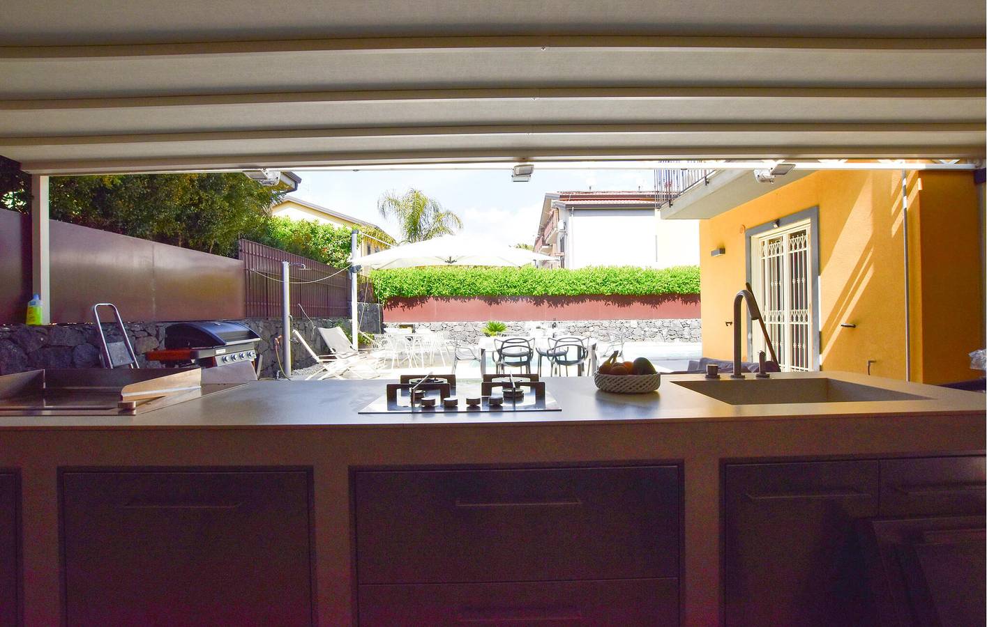 Appartamento sul mare con piscina, terrazza e parcheggio a Tremestieri Etneo in San Giovanni La Punta, Catania e dintorni