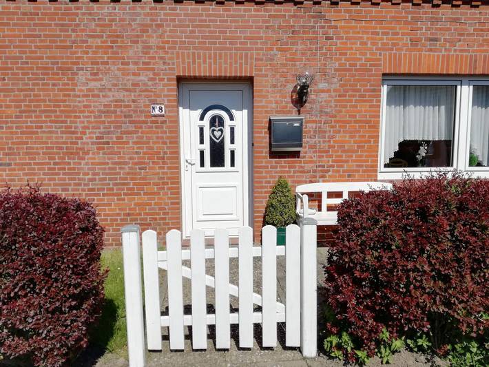 Ferienwohnung für 3 Personen, mit Terrasse und Garten in Krummhörn