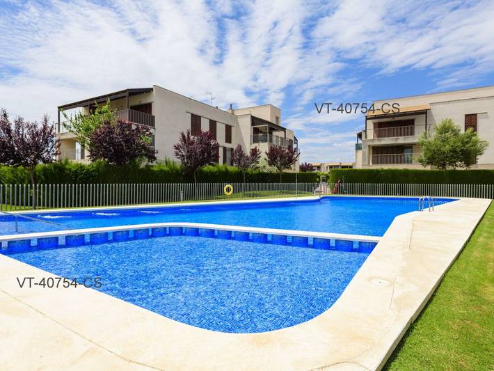 Apartamento de vacaciones para 2 personas, con piscina además de balcón y jardín - 1