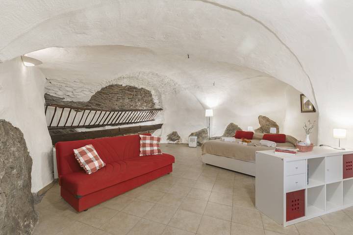 Cottage for 2 people in Italy